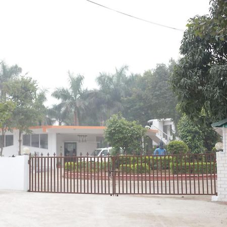 Hotel Shree Krishna Jungle Resort Khajurāho Exterior foto